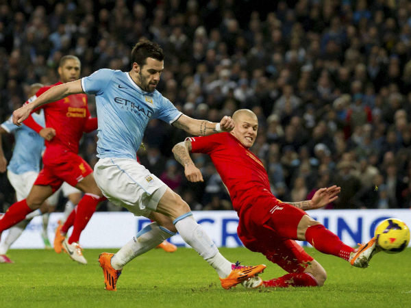 Negredo commits to Cadiz