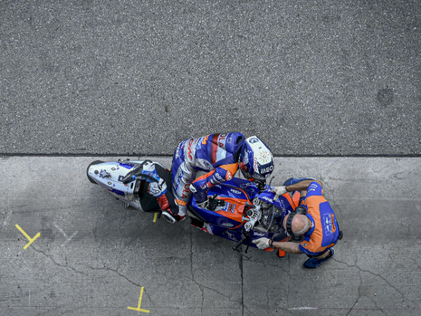 Oliveira impresses
