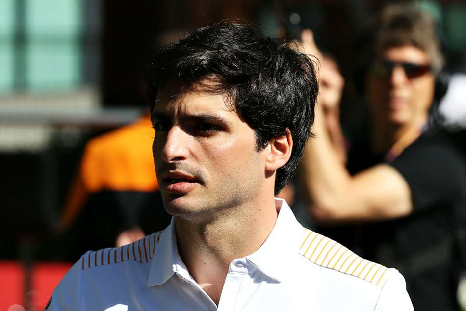 Sainz Doesn T Regret Ferrari Move Ask Me 100 Times I Will Always Say Yes