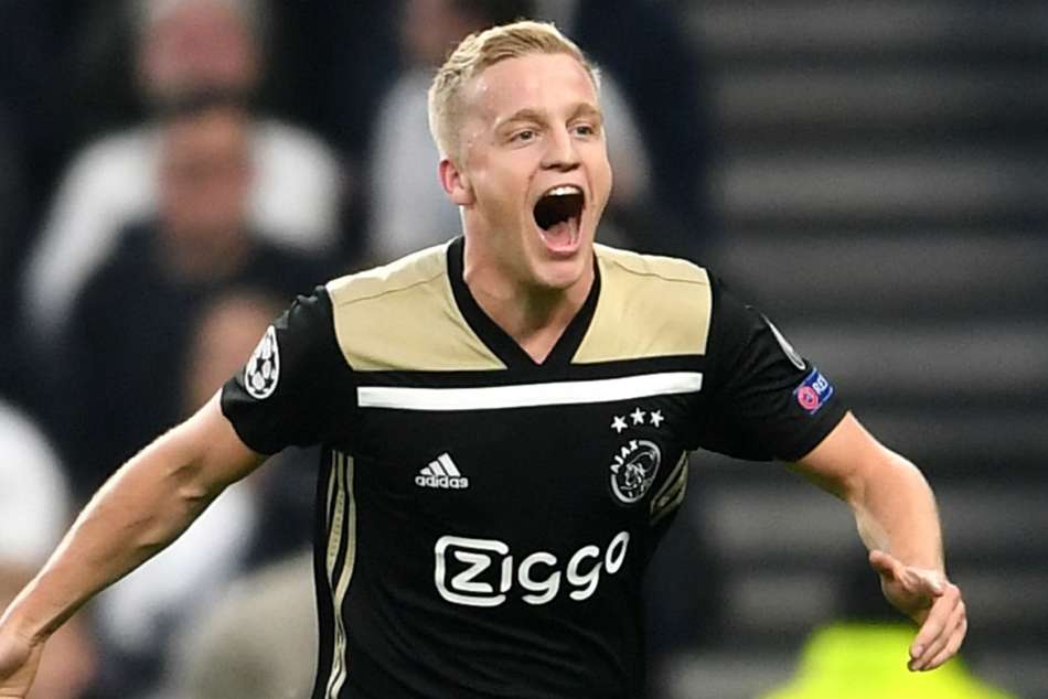 Donny Van De Beek Feel At Home Man Utd Already