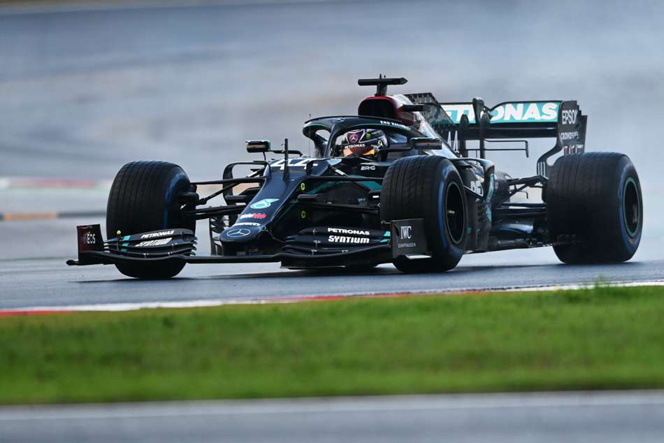 It Was An Improvement Hamilton Defends Qualifying Showing On Terrible Track