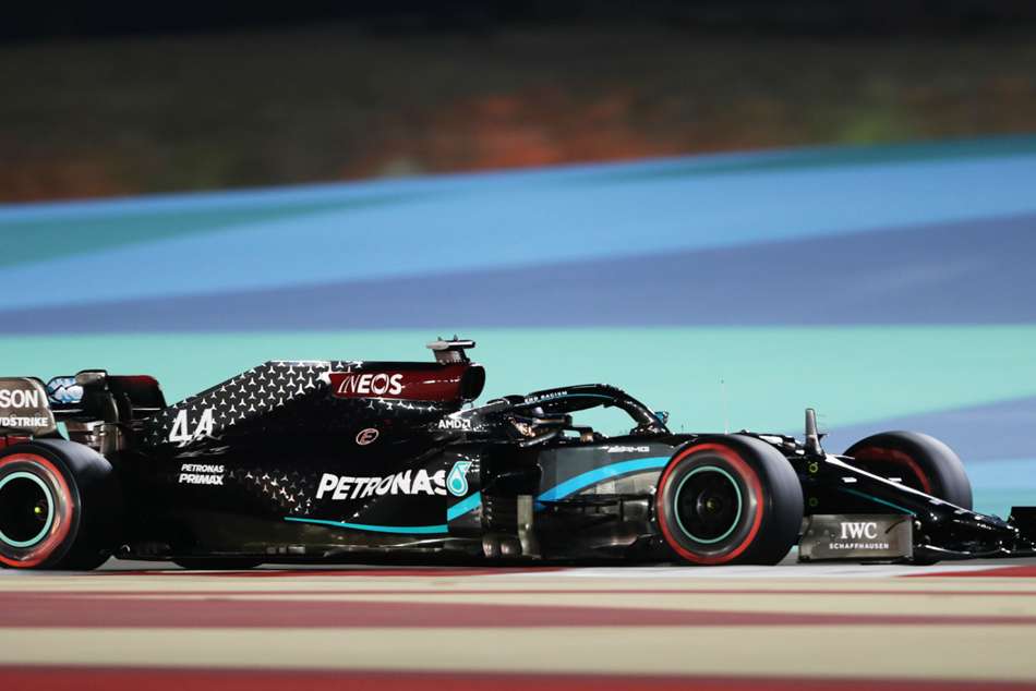 Hamilton Sets Sakhir Lap Record To Clinch 98th Pole In Bahrain.html
