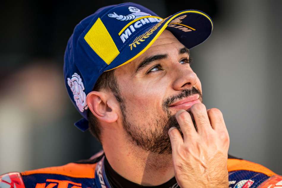 Oliveira Signs Off In Style In Portugal To Cap Crazy Motogp Season
