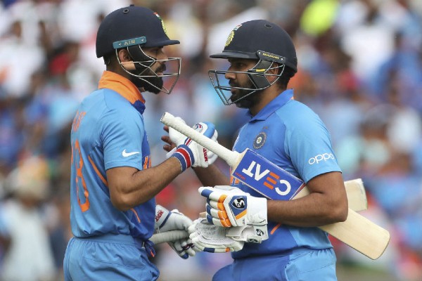 Tough competition between Kohli-Rohit in T20Is