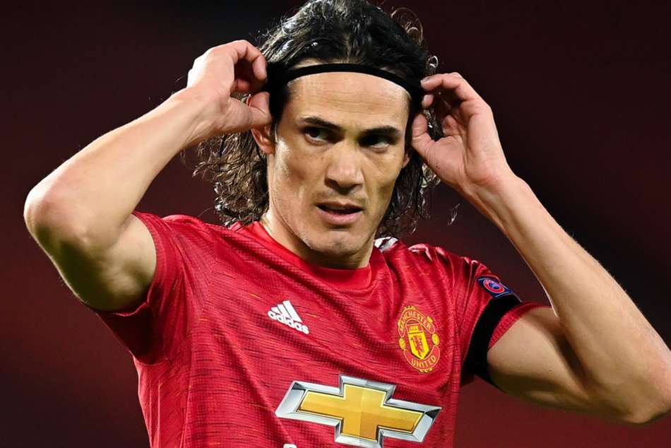 Man Utd Cavani Banned For Three Games By Fa For Social Media Post