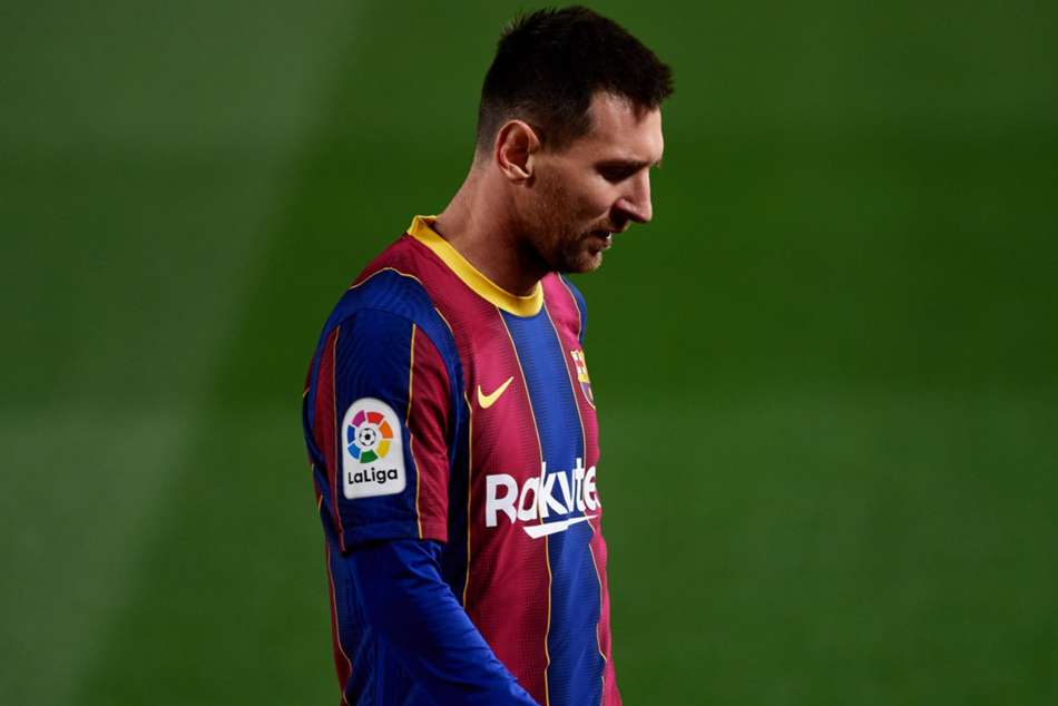 Signing Contract Barcelona