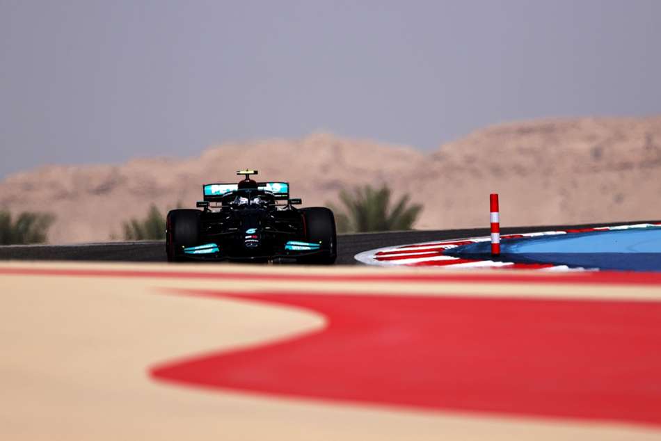 Bottas Unhappy Mercedes W12 Max Verstappen Dominates Bahrain Grand Prix Practice