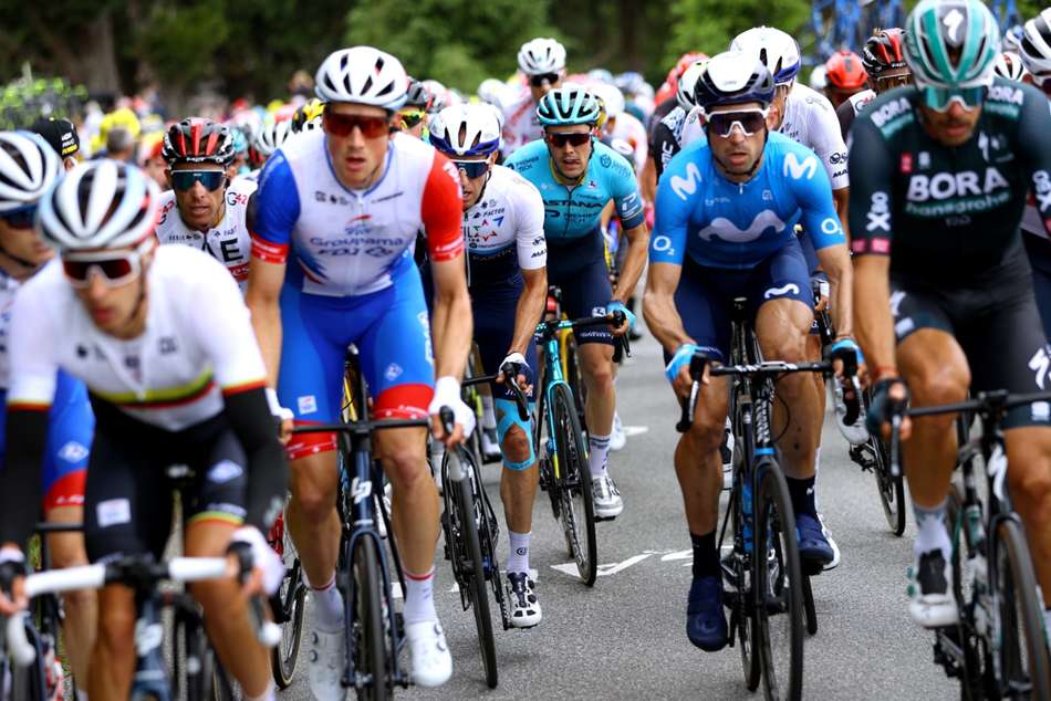 Tour de France: Alaphilippe delights home fans as Froome ...