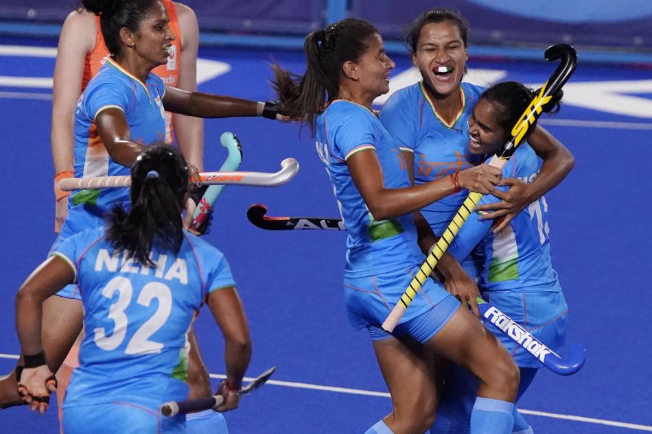 Tokyo 2020 Indian Women Keep Hopes Alive With Win Over Ireland