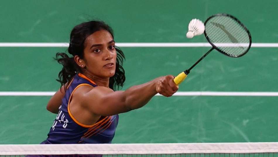 Tokyo Olympics Pv Sindhu Goes Past Cheung Enters Knockout Round