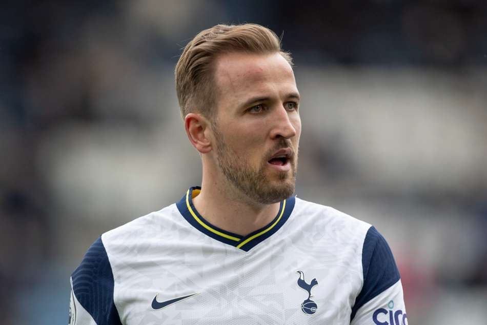 Rumour Has It Kane Frustrated Tottenham Man City Launch 125m Bid