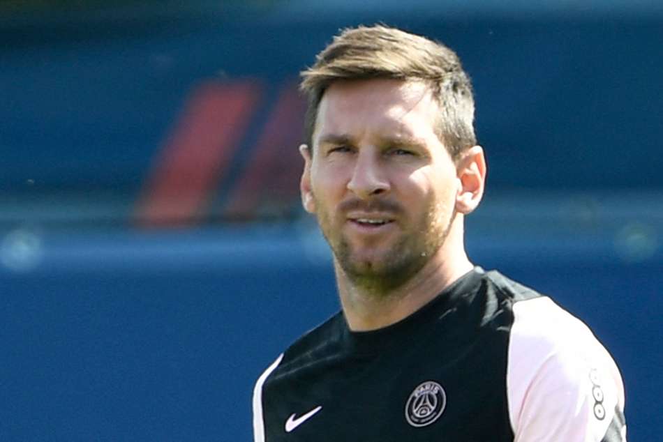 Rumour Has It Beckham In Talks With Messi Over Mls Move Man City Must Up Kane Bid