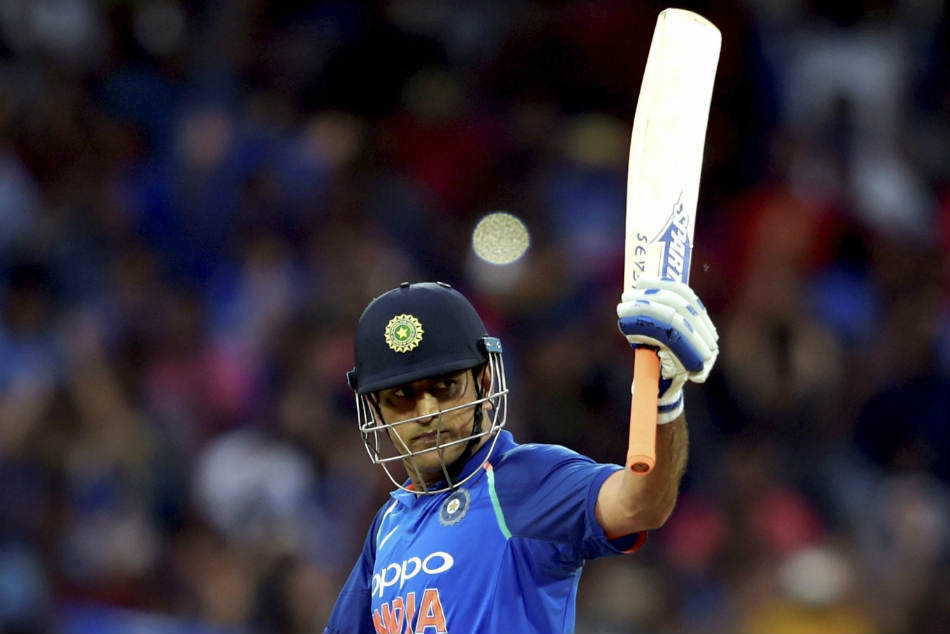 dhoni in blue jersey