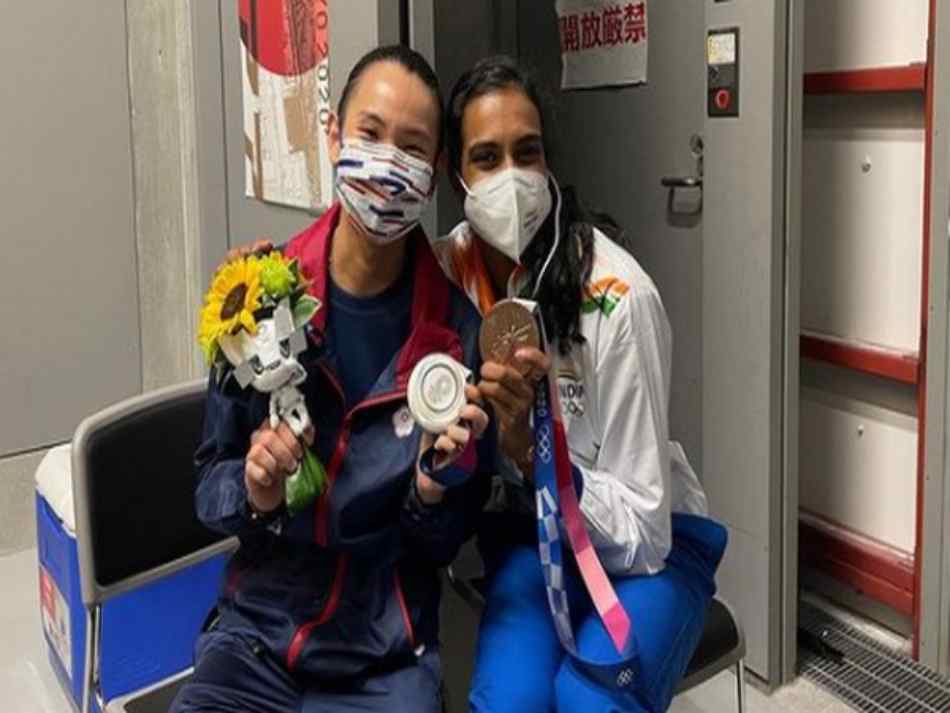 Tokyo Olympics Emotional Tai Tzu Ying Thanks Pv Sindhu For Consoling Her After Final Loss