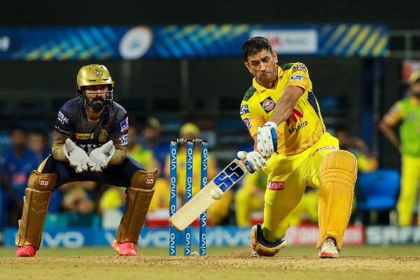 Cricket: आईपीएल 2021 आँकड़े और रिकॉर्ड: व्यक्तिगत मील के पत्थर और रिकॉर्ड के दूसरे चरण में प्रवेश करने वाले खिलाड़ी 3 म स धोनी