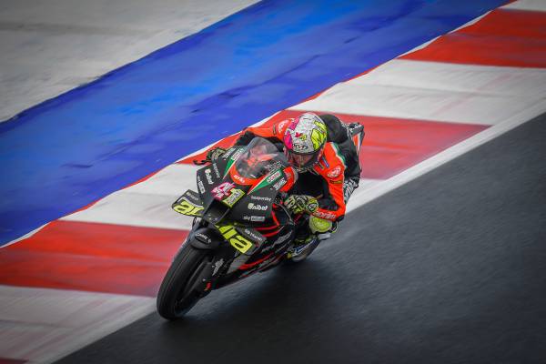 Espargaro makes it