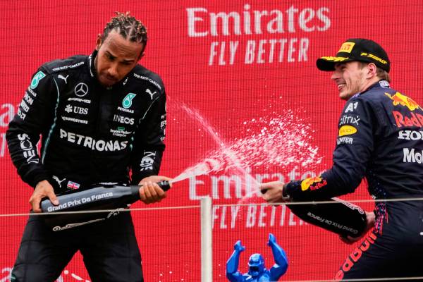 Lewis vs Max