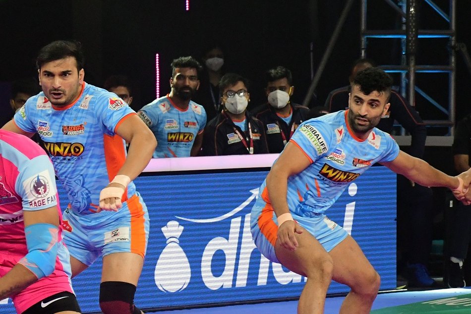 Pkl Bengal Warriors Take On Gujarat Giants Bengaluru Bulls Battle U P Yoddha