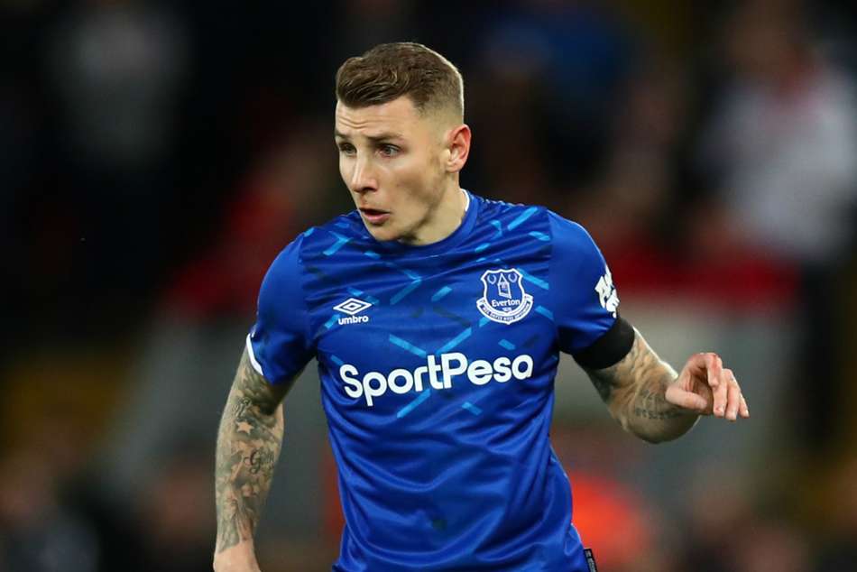 Aston Villa Complete Swoop For Everton Full Back Lucas Digne