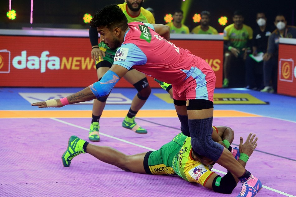 Pkl Arjun Deshwal Shines As Jaipur Pink Panthers Hammer Patna Pirates