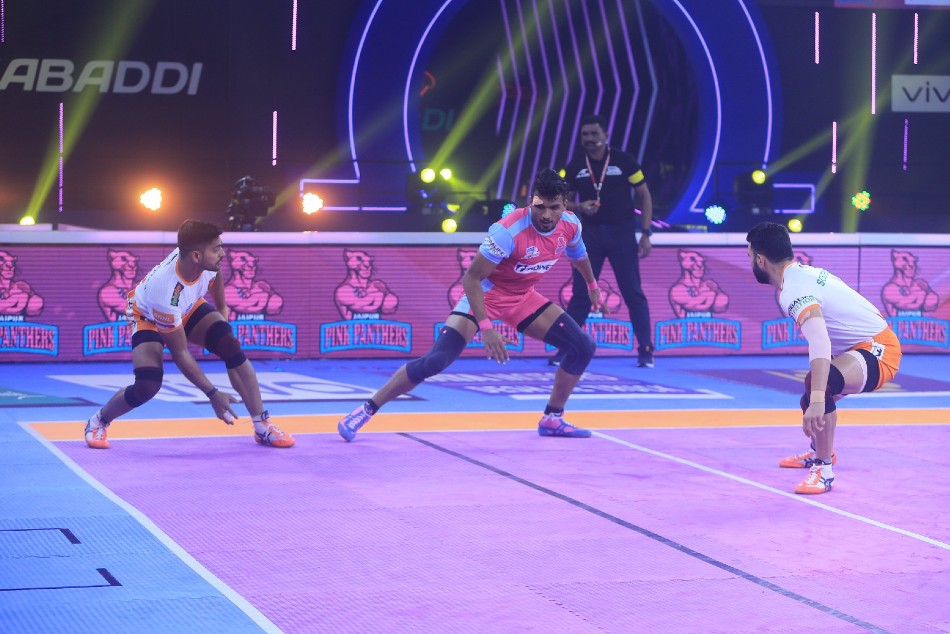 Pkl 2021 Arjun Deshwal Clinches Another Super 10 As Jaipur Pink Panthers Beat Puneri Paltan 31 26