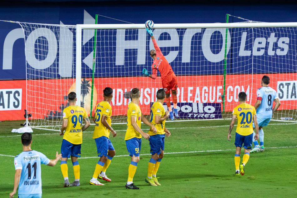 ISL 2021-22: KBFC 1-0 HFC: Vazquez goal helps Kerala end Hyderabad’s unbeaten run to move top of the table