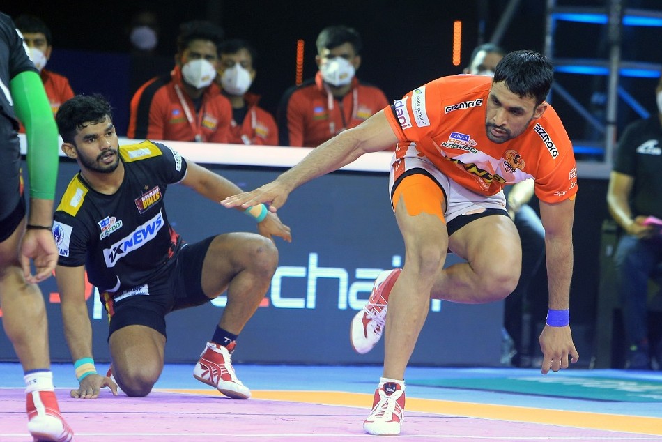 Pkl Pardeep Kumar Shines As Gujarat Giants Beat Bengaluru Bulls