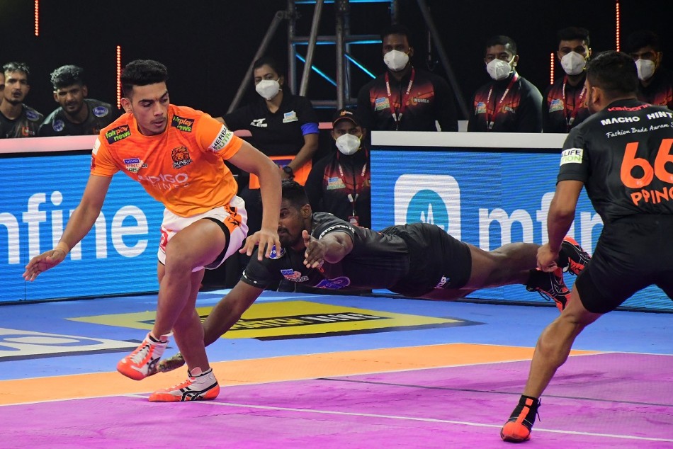 Pkl Puneri Paltan Beat U Mumba In Maharashtra Derby