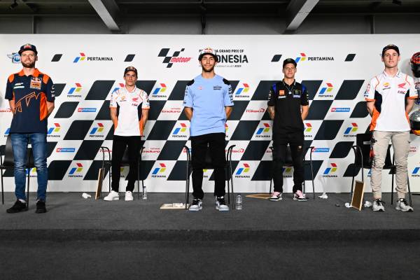 Pre-event presser