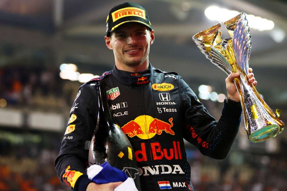 Max Verstappen Signs New Red Bull Contract Until The End Of 2028