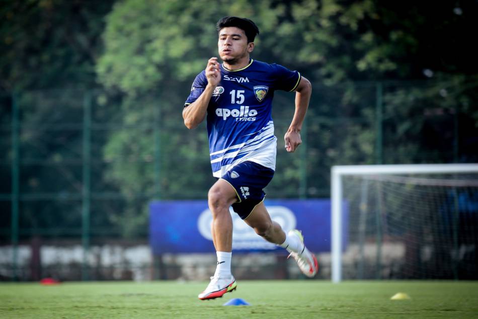Isl Transfer Watch Anirudh Thapa Signs Two Year Contract Extension With Chennaiyin Fc
