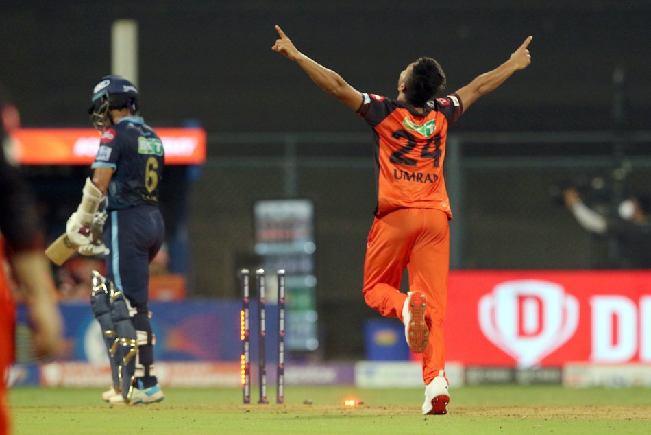 Emerging Player Of Ipl 2025 Deina Eveline