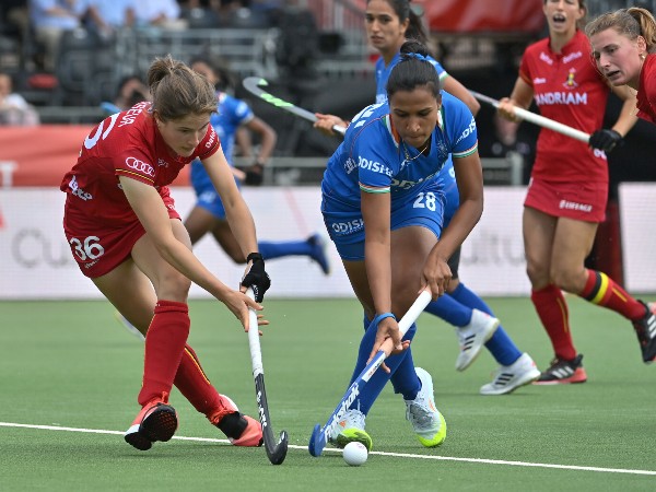 Indian womens hockey team go down fighting 1-2 against hosts Belgium Indian womens hockey team go down fighting 1-2 against hosts Belgium