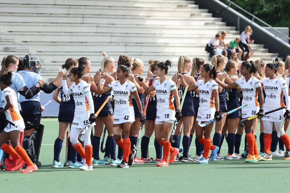 Fih Hockey Pro League Spirited Indian Women Put Up A Dominant Show To Beat Usa 4 2