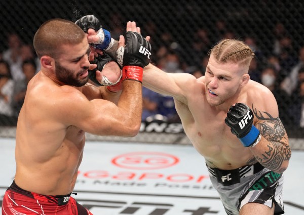 UFC 275 results and recap: Prochazka submits Texeira to win light