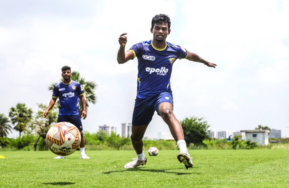 Isl Transfer Watch Chennaiyin Fc Sign Local Lad Ajith Kumar From Bengaluru Fc