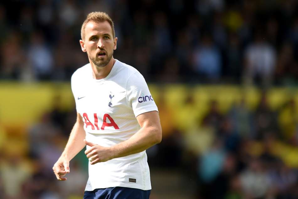 Rumour Has It Fc Bayern Harry Kane As Robert Lewandowski Replacement