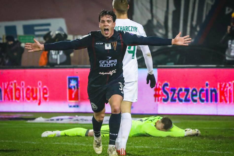 Isl Feature New Signing Iker Guarrotxena Wants Fc Goa To Get Back To Winning Ways