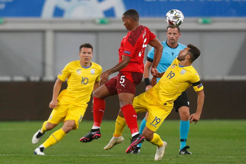 Three clubs linked with Manuel Akanji