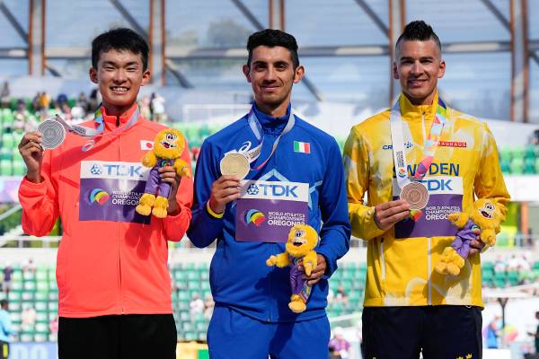 Stanos wins the 35 km race