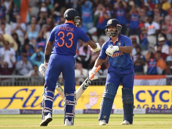 On multiple captaincy options