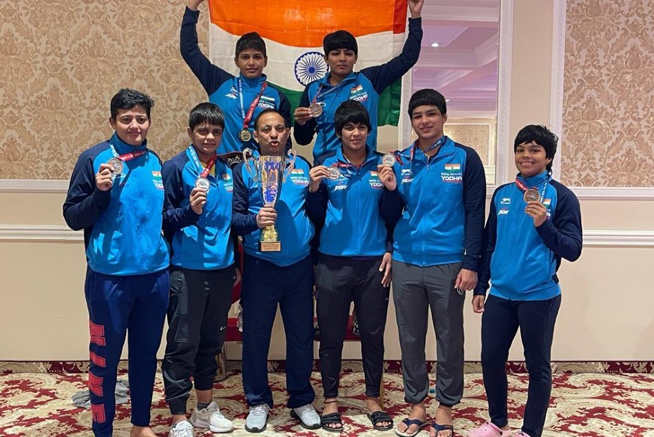 Pm Modi Hails U20 Junior World Wrestling Championships Medallists For Best Ever Performance