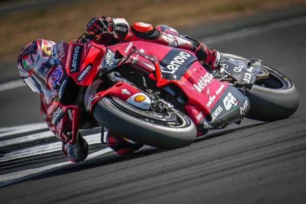 Soft front tyre