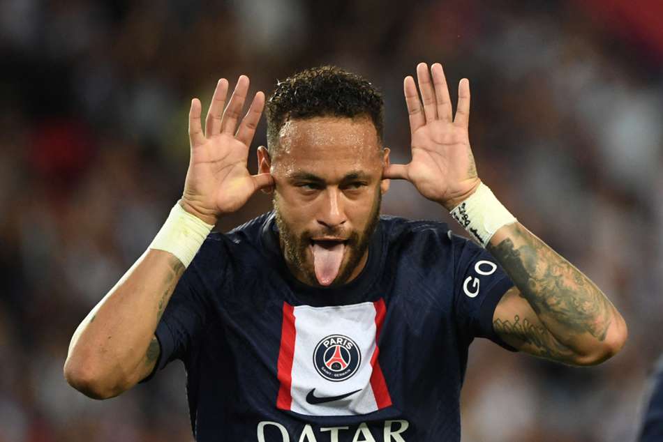 Ligue 1, PSG 5-2 Montpellier: Neymar scores twice as Galtier maintains winning start