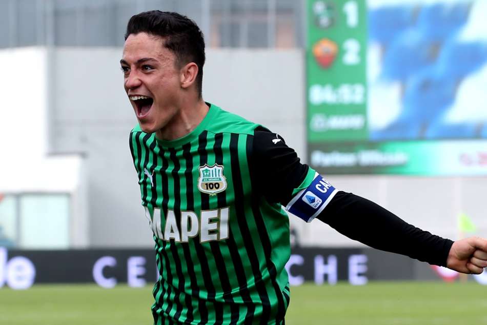 Napoli Bring In Giacomo Raspadori Italy Attacker Joins Loan To Buy Deal