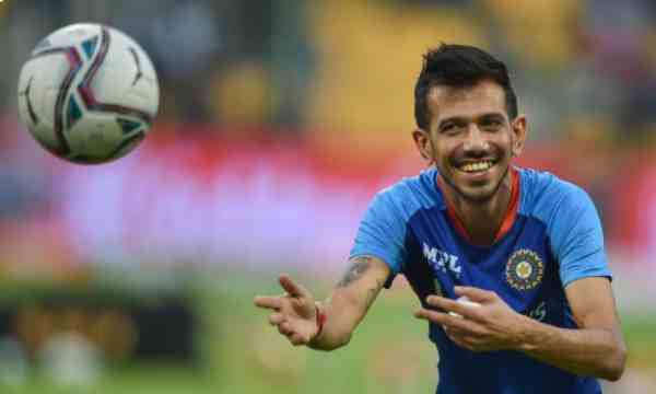3 Babar Azam vs Yuzvendra Chahal
