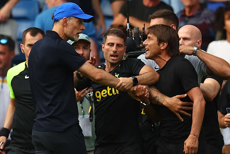 Making You Trip Over Would Have Been Well Deserved Antonio Conte Pokes Fun Thomas Tuchel On Instagram