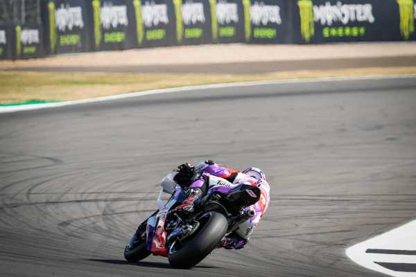 Zarco crashes