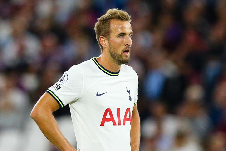 Rumour Has It Tottenham Harry Kane Tempted Bayern Munich Approach