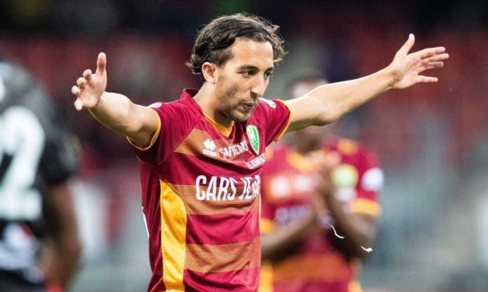 Isl Transfer Watch Chennaiyin Fc Sign Experienced Dutch Midfielder Nasser El Khayati